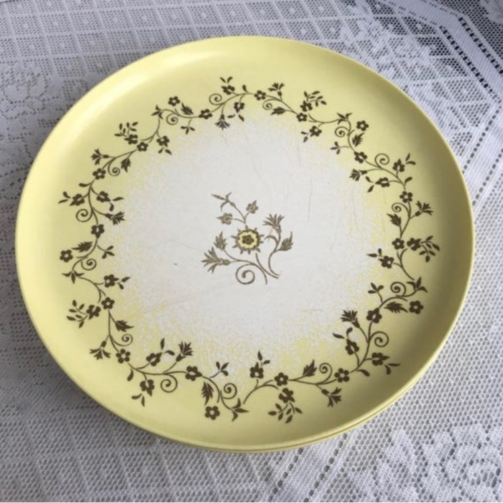 Yellow and Brown Melmac Dinner Plates